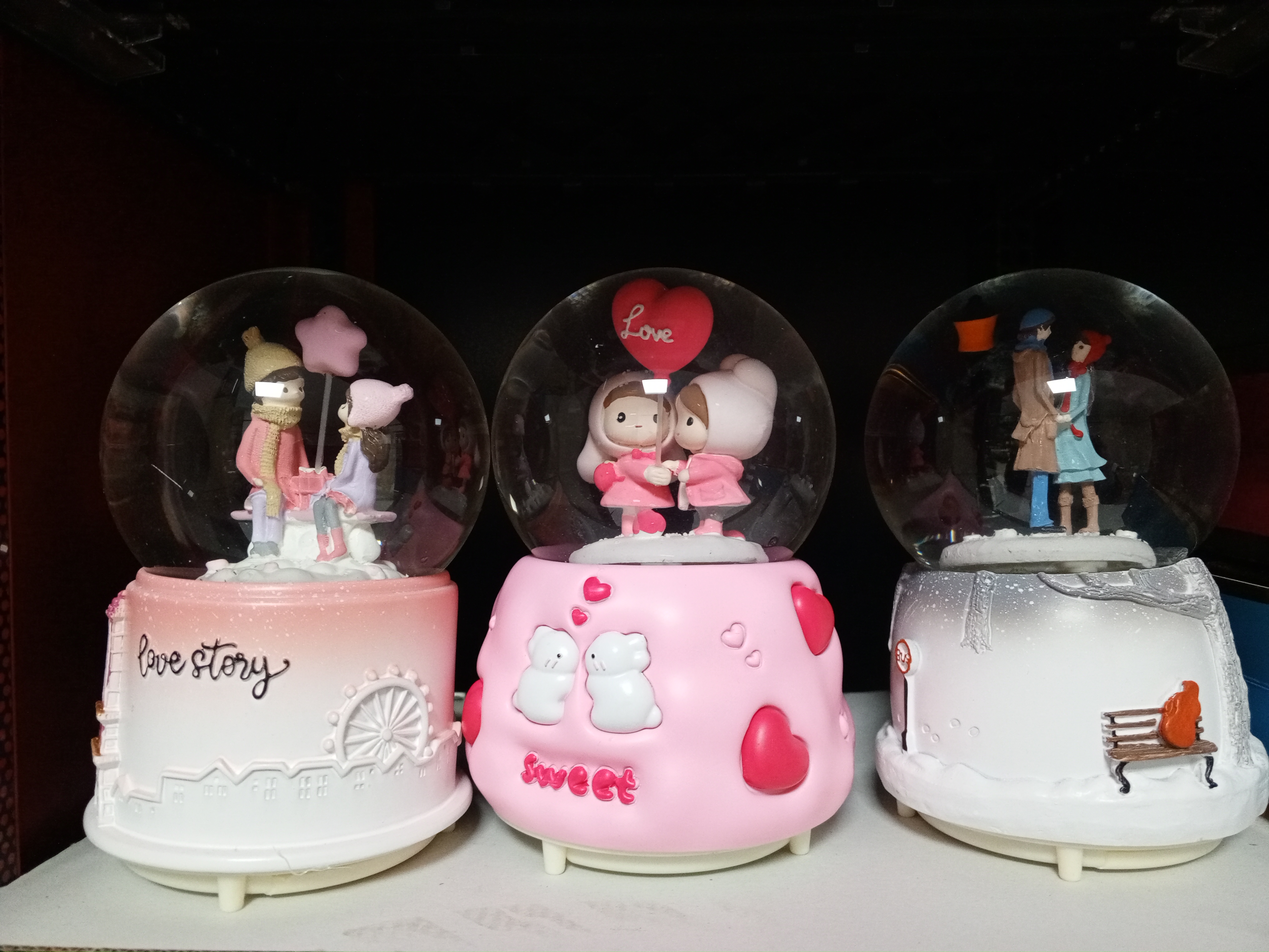 Büyük boy kar küresi